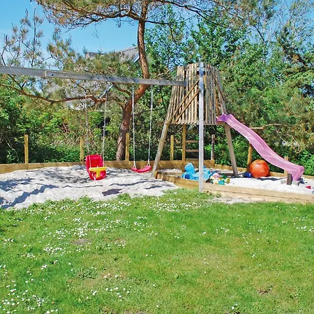 Cozy In With Outdoor Swimming Pool *