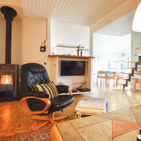 Cozy In With Outdoor Swimming Pool Holiday home Ebeltoft
